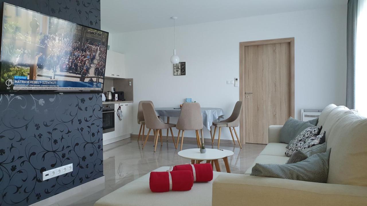 Kekvitorla Apartman קסזטלי מראה חיצוני תמונה